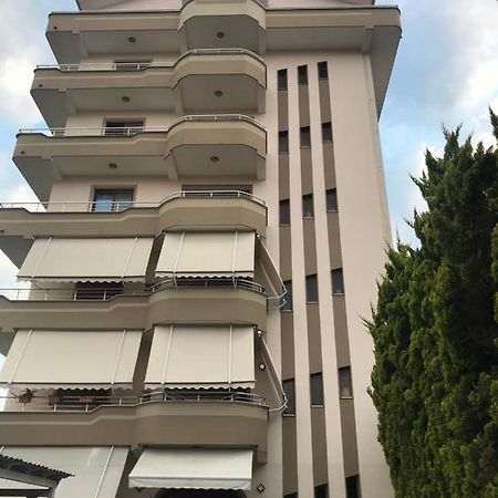 Guest House Il Palazzo Durrës Exterior foto