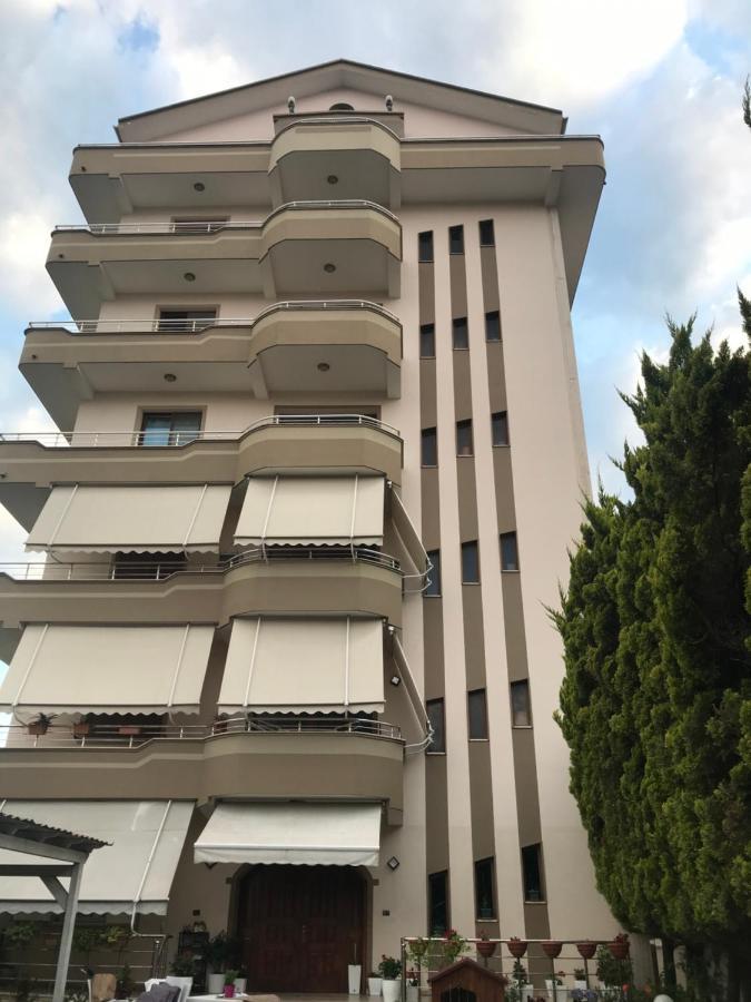 Guest House Il Palazzo Durrës Exterior foto